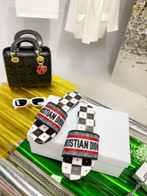 Load image into Gallery viewer, SE817 DR Slippers Size4-12