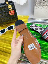 Load image into Gallery viewer, SE817 DR Slippers Size4-12