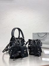 Load image into Gallery viewer, BCG037 Le Cagole Bucket Bag / SizeXS/S