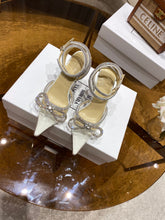 Load image into Gallery viewer, SE857 M&M Double Bow Crysta Transparent Heels / Size4-11
