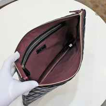 Load image into Gallery viewer, CC667 Small Pouch / 13.4x9.5inch