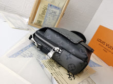 Load image into Gallery viewer, MBG038 Double Phone Pouch NM / 4.3 x 7.1 x 3.1 inches