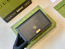 Load image into Gallery viewer, GC453 Gucci Diana Chain Wallet with Bamboo