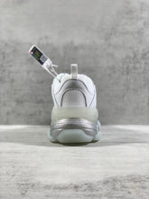 Load image into Gallery viewer, SE946 Women's Triple S Clear Sole