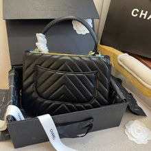 Load image into Gallery viewer, CC631 Flap Bag with Top Handle / 6.6 × 9.8 × 3.9 in