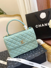 Load image into Gallery viewer, CC630 Flap Bag with Top Handle / 6.6 × 9.8 × 4.7 in