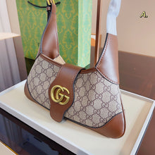 Load image into Gallery viewer, GC457 Aphrodite Small Shoulder Bag / W10.6" x H5.3" x D.8"