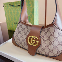 Load image into Gallery viewer, GC457 Aphrodite Small Shoulder Bag / W10.6" x H5.3" x D.8"