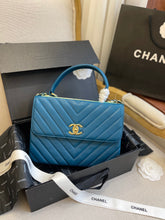 Load image into Gallery viewer, CC631 Flap Bag with Top Handle / 6.6 × 9.8 × 3.9 in