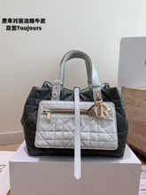 Load image into Gallery viewer, DR650 Dior Reversible Toujours Tote / Medium 28x21cm &amp; Small 18x20cm
