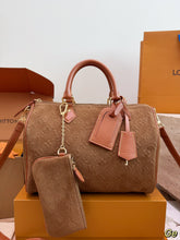 Load image into Gallery viewer, LB1552 Louis Vuitton Speedy 30 / 30 cm x 21 x 17 cm
