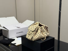 Load image into Gallery viewer, CC1682 CHANEL 26A 25 Bag / 24 x 15 cm

