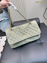 Load image into Gallery viewer, CC1128 Maxi Hobo Bag / 17x9.8x6.3inch
