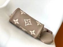 Load image into Gallery viewer, LB811 Papillon BB  / HIGHEST QUALITY VERSION / 7.9 x 3.9 x 3.9 inches
