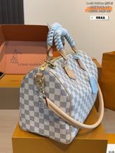 Load image into Gallery viewer, LB1472 Louis Vuitton Speedy Bandoulière 30 / 30 x 21  x 17 cm
