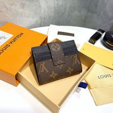 Load image into Gallery viewer, LB1362 LV Wallet / 9x9cm
