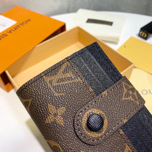 Load image into Gallery viewer, LB1362 LV Wallet / 9x9cm
