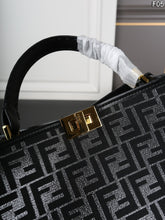 Load image into Gallery viewer, FF321 Peekaboo FENDI ROMA/29x25CM
