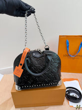 Load image into Gallery viewer, LB1364 LV New AIma Shell Bag 25X28CM
