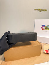 Load image into Gallery viewer, PD372 Prada Hobo 3-in-1 Chain Bag/20X15CM
