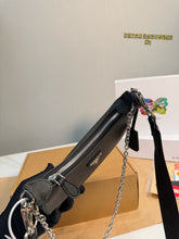 Load image into Gallery viewer, PD372 Prada Hobo 3-in-1 Chain Bag/20X15CM
