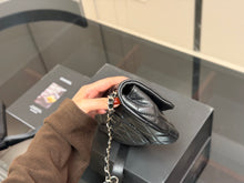 Load image into Gallery viewer, CC1211 Chanel Mini Classic Flap Bag/18X12CM
