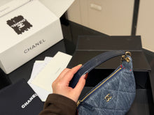 Load image into Gallery viewer, CC1214 CHANEL Coco Neige 25N|25K/21X15CM
