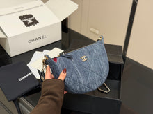 Load image into Gallery viewer, CC1214 CHANEL Coco Neige 25N|25K/21X15CM
