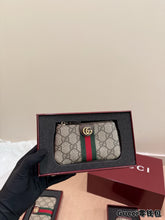 Load image into Gallery viewer, GC760 Gucci Wallet
