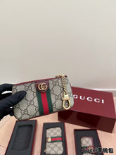 Load image into Gallery viewer, GC760 Gucci Wallet
