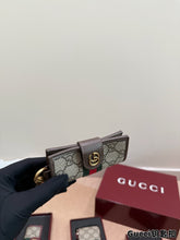 Load image into Gallery viewer, GC761 Gucci Wallet
