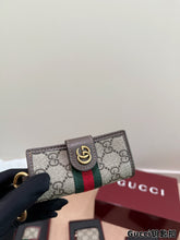 Load image into Gallery viewer, GC761 Gucci Wallet
