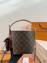 Load image into Gallery viewer, LB1372 LV 130th Anniversary Limited Edition New All in BB /19X17CM
