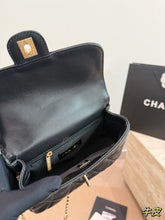 Load image into Gallery viewer, CC1216 Chanel 26c Early Spring New Pearl Chain Square Fat /20X12CM
