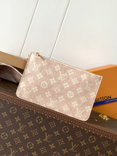 Load image into Gallery viewer, LB1376 LV Travels With All In Large Handbags /31 x 18 x 26 CM /HIGHEST QUALITY VERSION
