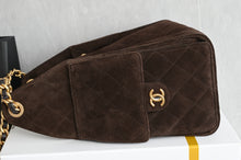 Load image into Gallery viewer, CC1218 Chanel 25K H𝗈𝖻𝗈 Small Bag / 30X26X14CM /HIGHEST QUALITY VERSION
