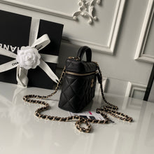 Load image into Gallery viewer, CC1220 Chanel 25C Spring Handbag / 19.5X17X5CM /HIGHEST QUALITY VERSION
