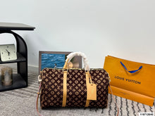 Load image into Gallery viewer, LB1377 Speedy 45 Special Edition / 45X25CM
