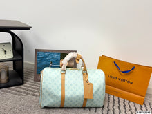 Load image into Gallery viewer, LB1377 Speedy 45 Special Edition / 45X25CM
