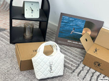 Load image into Gallery viewer, YSK450 Saint Laurent  New Model / 17X14CM
