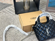 Load image into Gallery viewer, YSK450 Saint Laurent  New Model / 17X14CM
