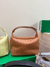Load image into Gallery viewer, BV083 Bottega Veneta Wallace /23X14CM
