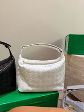 Load image into Gallery viewer, BV083 Bottega Veneta Wallace /23X14CM
