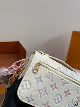Load image into Gallery viewer, LB1378 LV New Pink Series / 21X13CM
