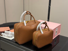 Load image into Gallery viewer, MIU006 Miumiu Aptop / S 23X6CM /L 34X23CM
