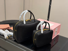 Load image into Gallery viewer, MIU007 Miumiu Aptop / S 23X6CM /L 34X23CM
