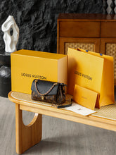 Load image into Gallery viewer, LB1381 Sac Saint Germain BB / HIGHEST QUALITY VERSION / 24X17X9CM
