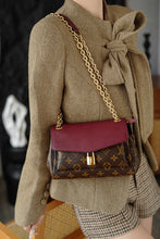 Load image into Gallery viewer, LB1382 Sac Saint Germain BB / HIGHEST QUALITY VERSION / 24X17X9CM
