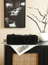 Load image into Gallery viewer, CC1237 CHANEL  Classic /HIGHEST QUALITY VERSION / 33X18X8CM
