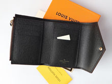 Load image into Gallery viewer, LB1384 LV VICTORINE Monogram Wallet /12X9CM
